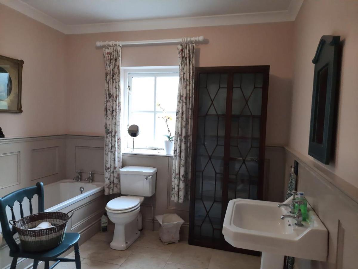 Croagh Patrick Lodge Apartment 웨스트포트 외부 사진