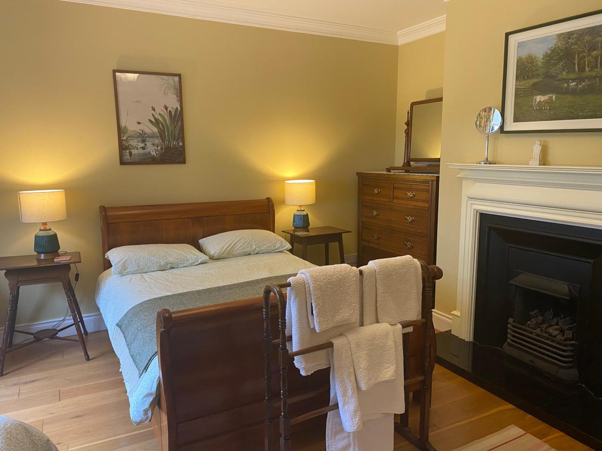 Croagh Patrick Lodge Apartment 웨스트포트 외부 사진